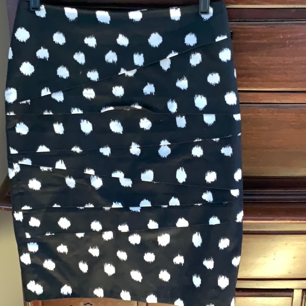 Jospeh Ribkoff Anthropologie Sz 4 Black White Tiered Pencil Skirt Like New